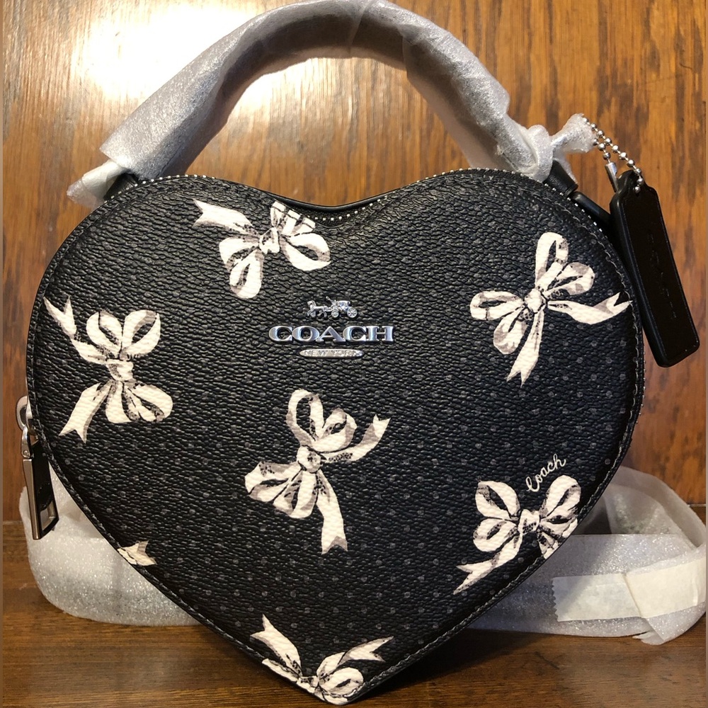 NWT-Coach-Heart Crossbody Bag-Black & White-Bow Print-Crossbody Strap-$350